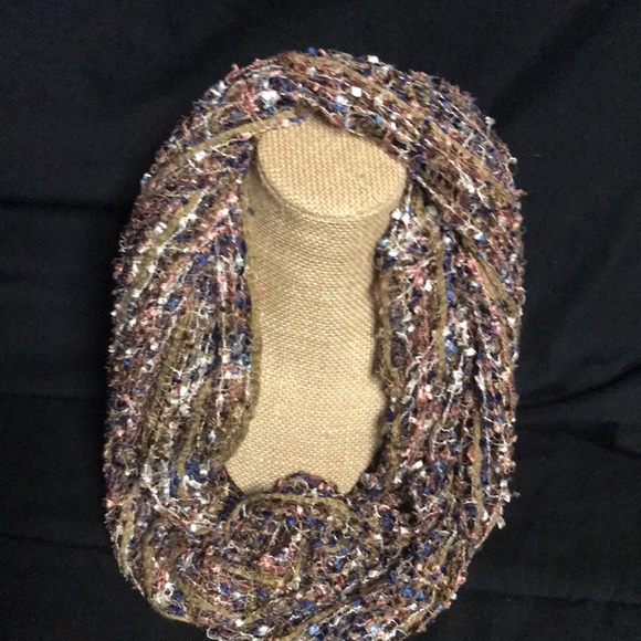 INFINITY SCARF circle - Picture 2 of 4